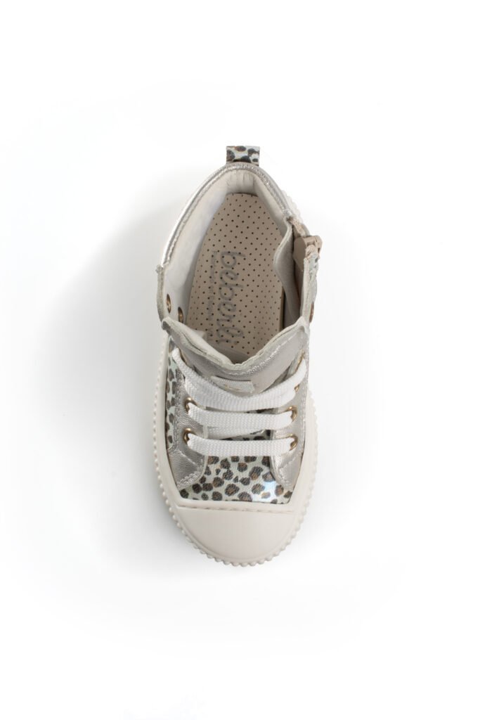 sneaker animal print